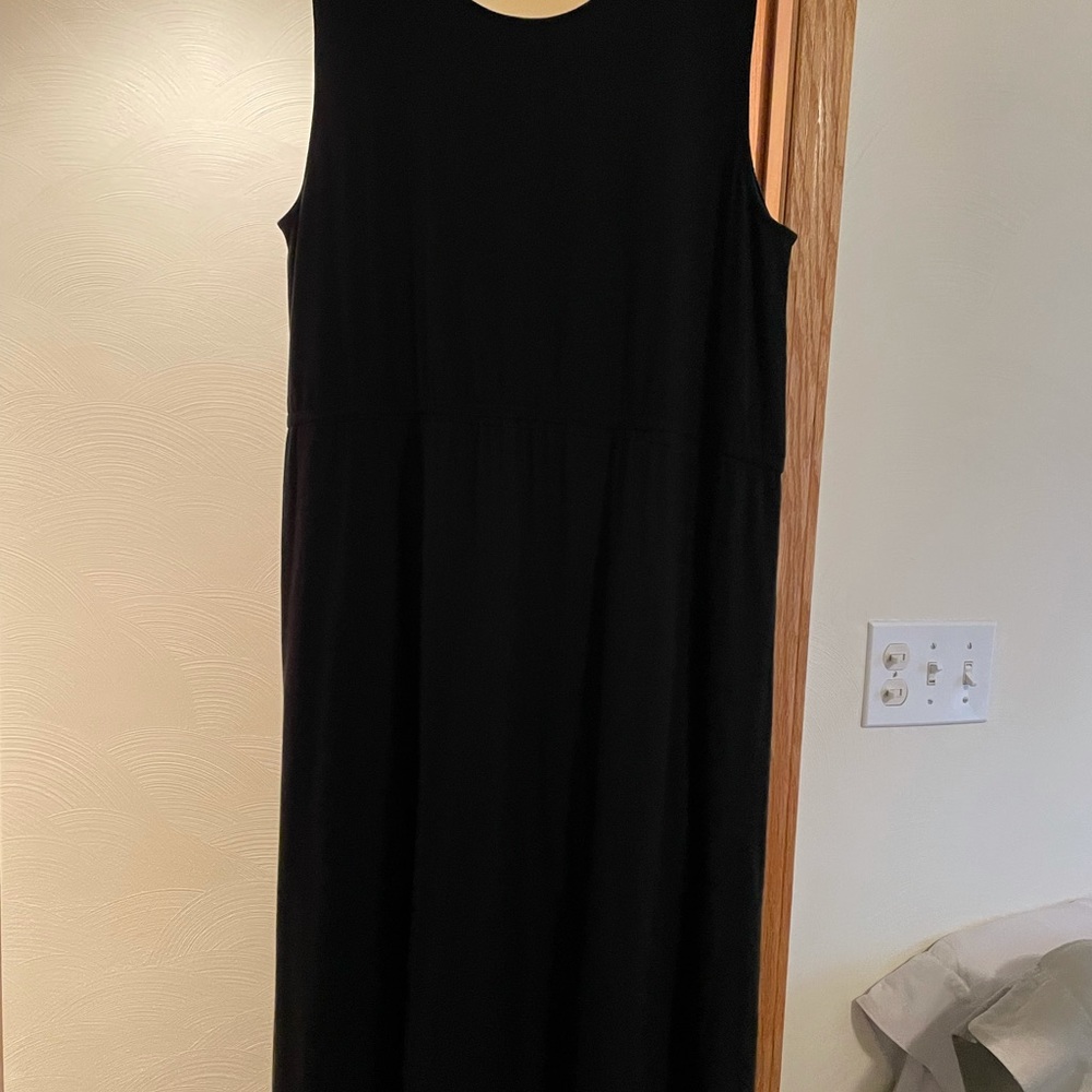 Talbots sleeveless black maxi dress with keyhole front and elastic waist - Picture 3 of 6
